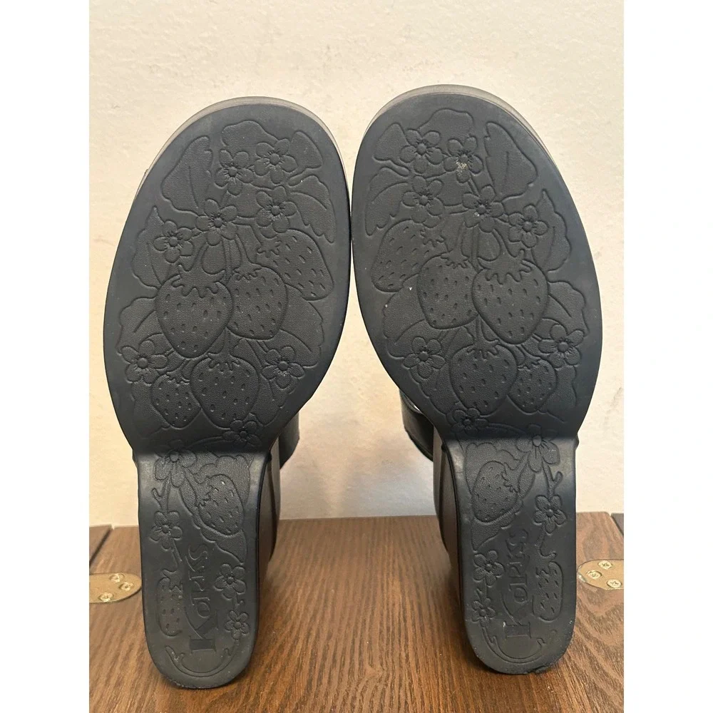 Korks Women's Black Wedge Sandals Platform Closed Toe Ankle Strap Size 10M